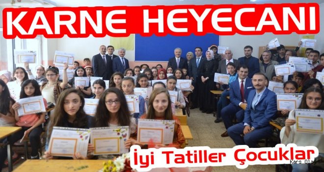 Kars'ta Öğrencilerin Karne Heyecanı!