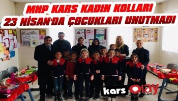 MHP'li Kadınlar Çocukları 23 Nisan'da Unutmadı