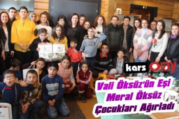 Vali Öksüz'ün Eşi Çocuk Evlerinde Kalan Çocukları Misafir Etti